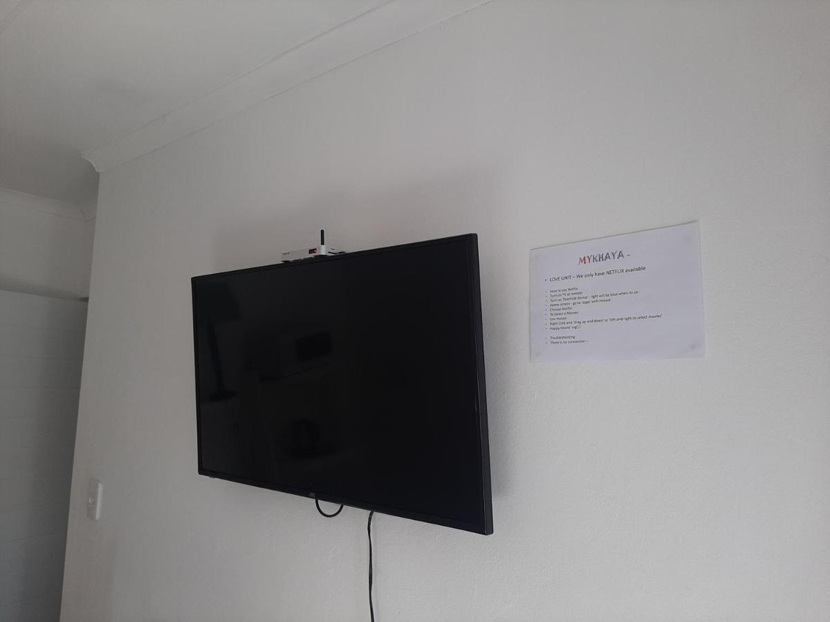 Mykhaya-Your Home Away From Home Kempton Park Eksteriør billede