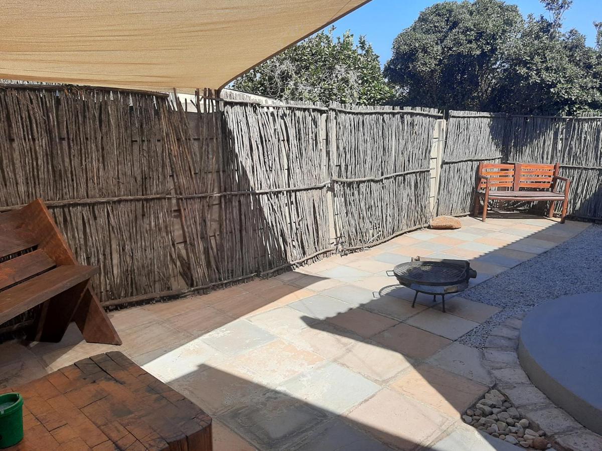 Mykhaya-Your Home Away From Home Kempton Park Eksteriør billede