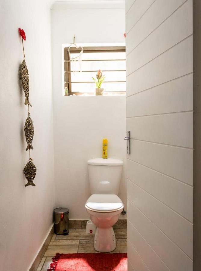 Mykhaya-Your Home Away From Home Kempton Park Eksteriør billede
